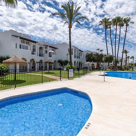 Renovated Apartment On Beachside With Pool Nerja Exteriér fotografie