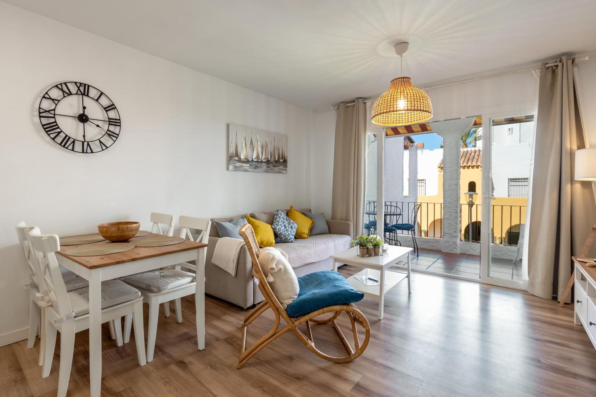 Renovated Apartment On Beachside With Pool Nerja Exteriér fotografie